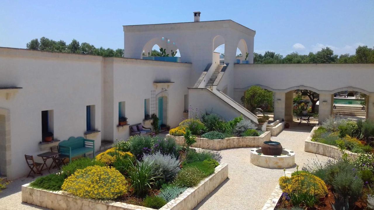 مبيت وإفطار كاروفينيو The Proud Garden المظهر الخارجي الصورة