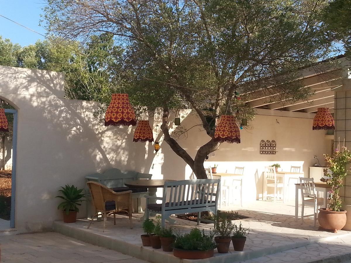 مبيت وإفطار كاروفينيو The Proud Garden المظهر الخارجي الصورة
