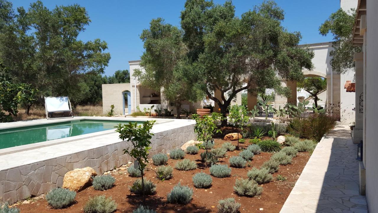 مبيت وإفطار كاروفينيو The Proud Garden المظهر الخارجي الصورة