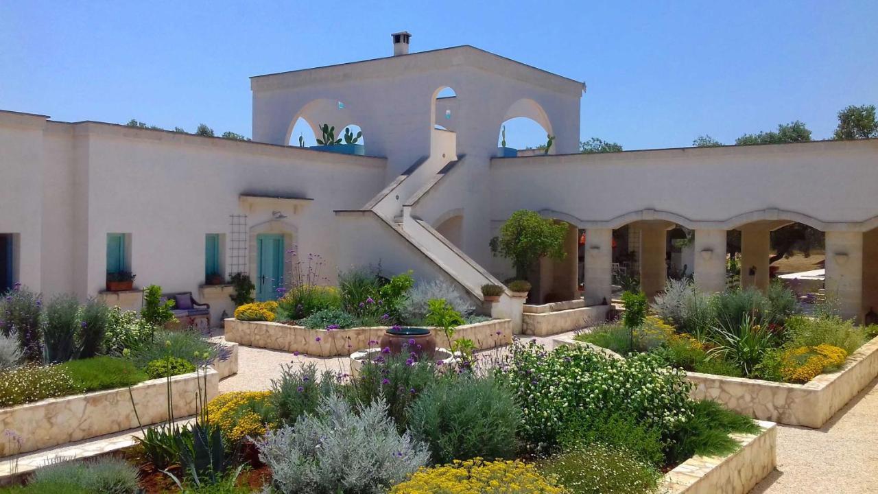 مبيت وإفطار كاروفينيو The Proud Garden المظهر الخارجي الصورة