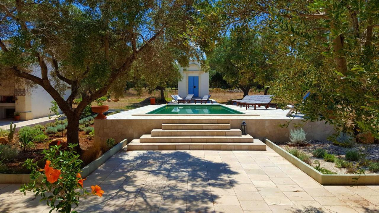 مبيت وإفطار كاروفينيو The Proud Garden المظهر الخارجي الصورة